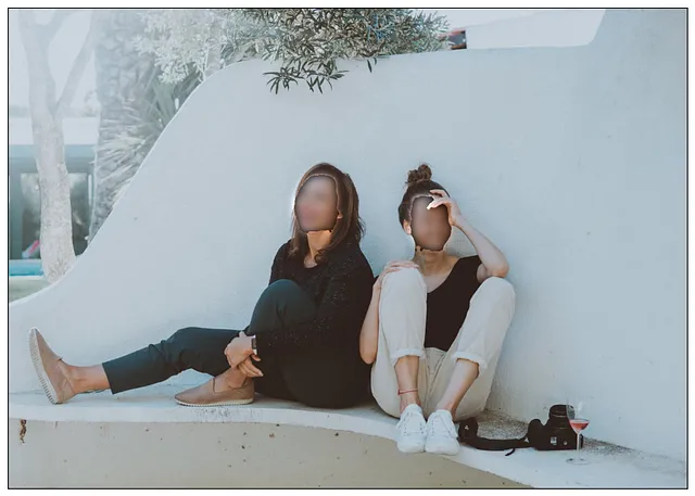 Blurring Faces with YOLO and SAM Models